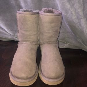 Classic short Ugg boots